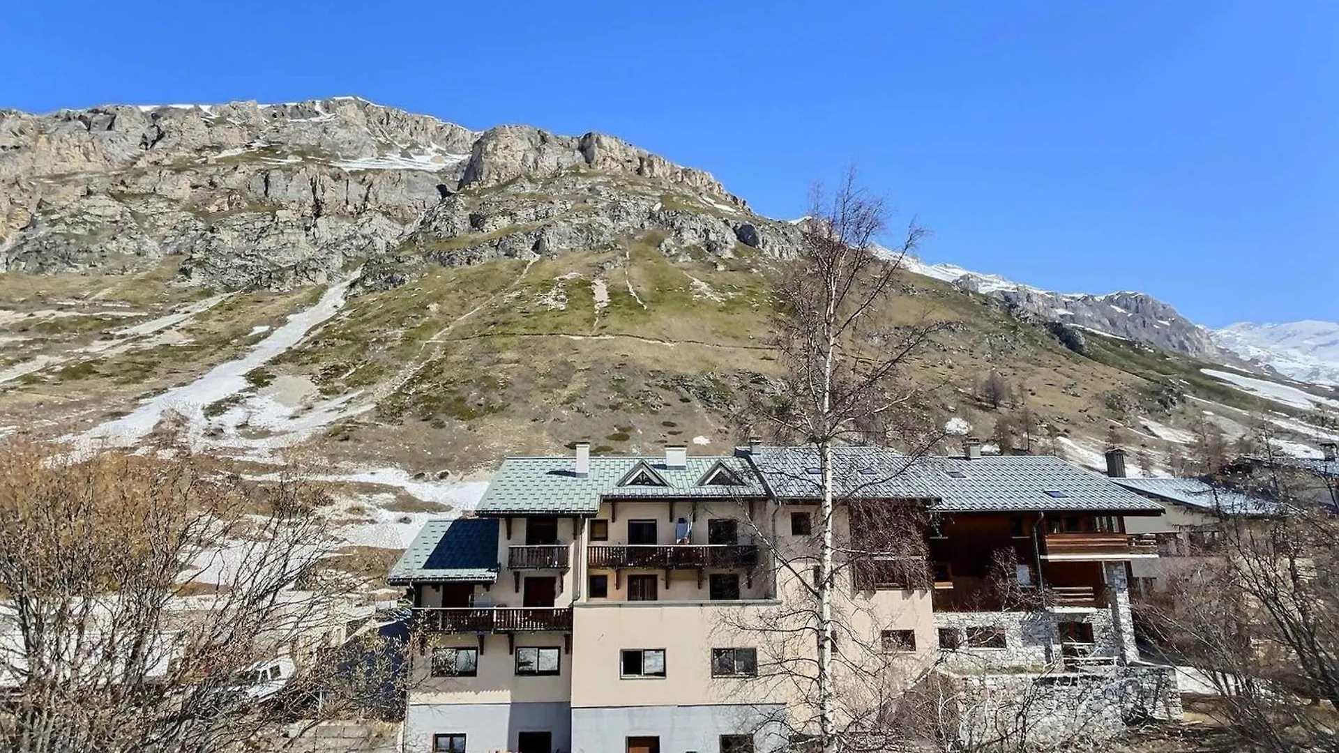 Apartment Grand Studio Mezzanine Avec Garage Couvert A Val D'Isere - Fr-1-411-868