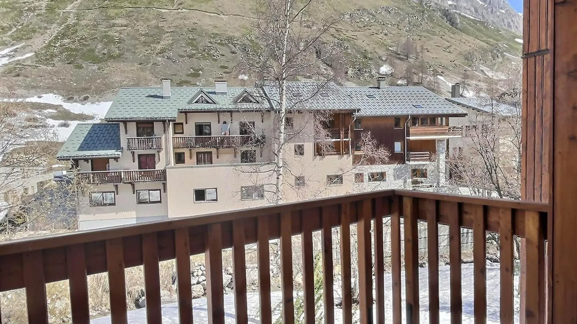 Grand Studio Mezzanine Avec Garage Couvert A Val D'Isere - Fr-1-411-868 France